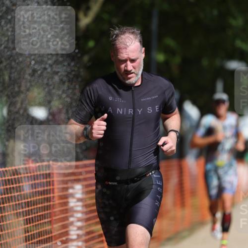07.09.2025 - 19. Norderstedt Triathlon Michael Strokosch http://msf.ph/oto/8807018 07.09.2025 12:11:17 Laufen 729, 787 meine-sportfotos.de
