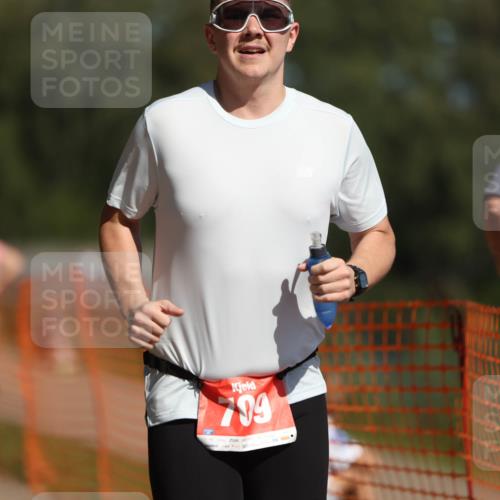 07.09.2025 - 19. Norderstedt Triathlon Michael Strokosch http://msf.ph/oto/8807030 07.09.2025 12:40:42 Laufen 218, 233, 709, 1288, 1392 meine-sportfotos.de