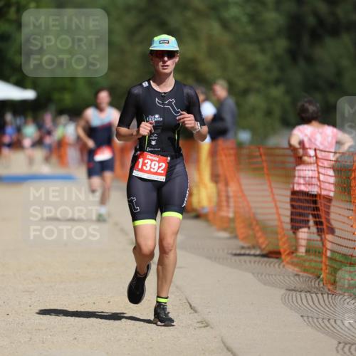 07.09.2025 - 19. Norderstedt Triathlon Michael Strokosch http://msf.ph/oto/8807043 07.09.2025 12:40:43 Laufen 218, 233, 709, 1392 meine-sportfotos.de