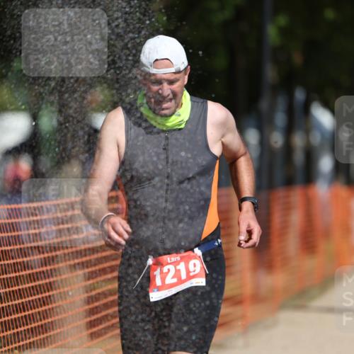 07.09.2025 - 19. Norderstedt Triathlon Michael Strokosch http://msf.ph/oto/8807112 07.09.2025 12:11:36 Laufen 719, 1219 meine-sportfotos.de