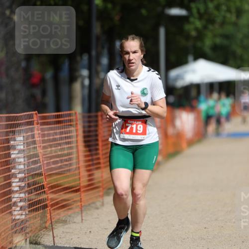 07.09.2025 - 19. Norderstedt Triathlon Michael Strokosch http://msf.ph/oto/8807131 07.09.2025 12:11:39 Laufen 281, 719, 1219 meine-sportfotos.de
