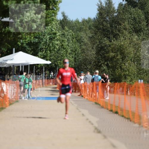 07.09.2025 - 19. Norderstedt Triathlon Michael Strokosch http://msf.ph/oto/8807150 07.09.2025 11:29:38 Laufen 231 meine-sportfotos.de