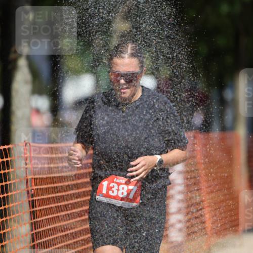 07.09.2025 - 19. Norderstedt Triathlon Michael Strokosch http://msf.ph/oto/8807196 07.09.2025 12:40:57 Laufen 802, 1387 meine-sportfotos.de