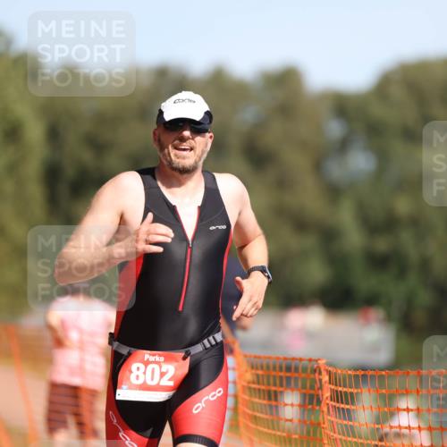 07.09.2025 - 19. Norderstedt Triathlon Michael Strokosch http://msf.ph/oto/8807235 07.09.2025 12:41:01 Laufen 802 meine-sportfotos.de