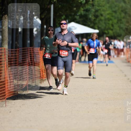 07.09.2025 - 19. Norderstedt Triathlon Michael Strokosch http://msf.ph/oto/8807269 07.09.2025 12:41:08 Laufen 156, 1346 meine-sportfotos.de