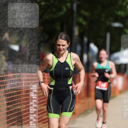 07.09.2025 - 19. Norderstedt Triathlon Michael Strokosch http://msf.ph/oto/8807284 07.09.2025 12:12:29 Laufen 148, 778 meine-sportfotos.de