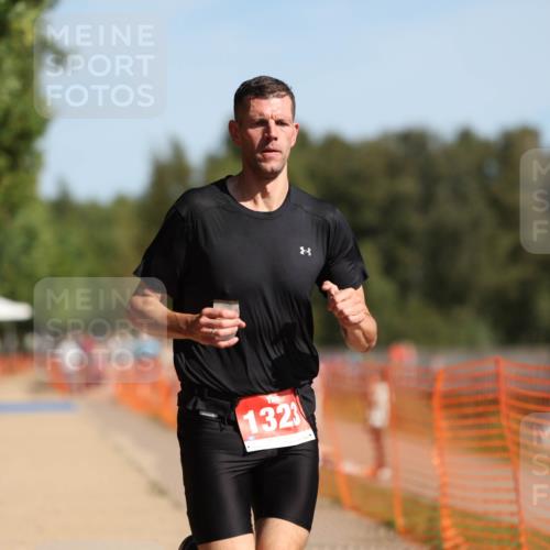 07.09.2025 - 19. Norderstedt Triathlon Michael Strokosch http://msf.ph/oto/8807334 07.09.2025 11:30:13 Laufen 844, 1323 meine-sportfotos.de