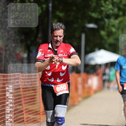 07.09.2025 - 19. Norderstedt Triathlon Michael Strokosch http://msf.ph/oto/8807357 07.09.2025 12:12:45 Laufen 136, 800, 846 meine-sportfotos.de