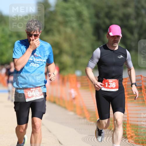 07.09.2025 - 19. Norderstedt Triathlon Michael Strokosch http://msf.ph/oto/8807381 07.09.2025 12:12:47 Laufen 136, 800, 846 meine-sportfotos.de