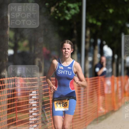 07.09.2025 - 19. Norderstedt Triathlon Michael Strokosch http://msf.ph/oto/8807401 07.09.2025 11:30:21 Laufen 1185 meine-sportfotos.de