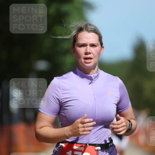 07.09.2025 - 19. Norderstedt Triathlon Michael Strokosch http://msf.ph/oto/8807429 07.09.2025 12:41:21 Laufen 176, 213, 767, 1296 meine-sportfotos.de