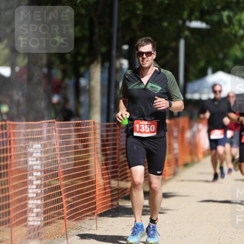 07.09.2025 - 19. Norderstedt Triathlon Michael Strokosch http://msf.ph/oto/8807516 07.09.2025 12:41:32 Laufen 164, 287, 846, 1350 meine-sportfotos.de