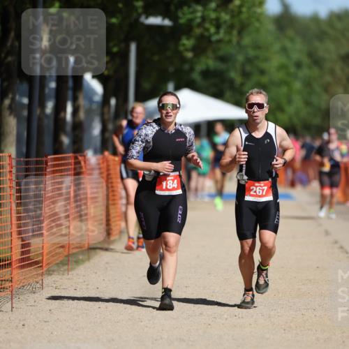07.09.2025 - 19. Norderstedt Triathlon Michael Strokosch http://msf.ph/oto/8807542 07.09.2025 12:13:16 Laufen 184, 229, 267 meine-sportfotos.de