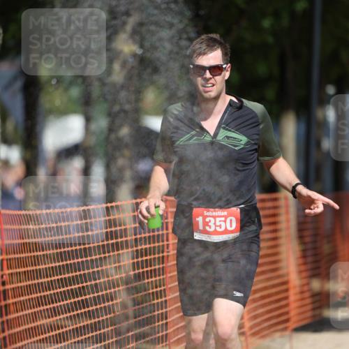 07.09.2025 - 19. Norderstedt Triathlon Michael Strokosch http://msf.ph/oto/8807547 07.09.2025 12:41:34 Laufen 164, 287, 823, 846, 1350 meine-sportfotos.de