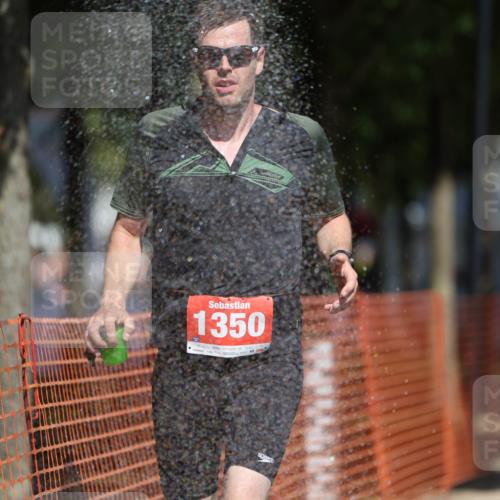 07.09.2025 - 19. Norderstedt Triathlon Michael Strokosch http://msf.ph/oto/8807571 07.09.2025 12:41:35 Laufen 164, 287, 823, 846, 1350 meine-sportfotos.de