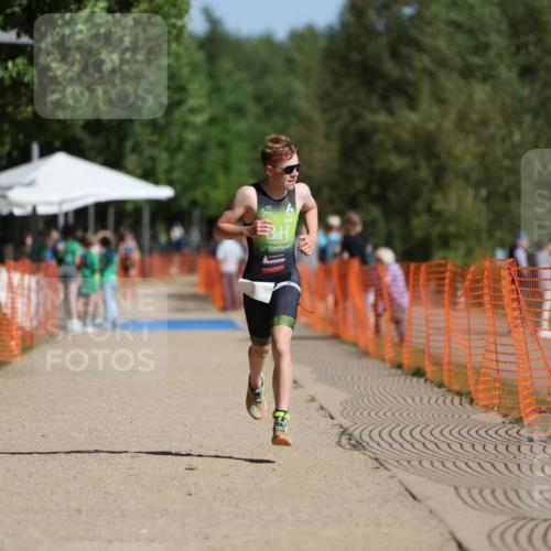 07.09.2025 - 19. Norderstedt Triathlon Michael Strokosch http://msf.ph/oto/8807573 07.09.2025 11:30:51 Laufen 1180, 1188 meine-sportfotos.de