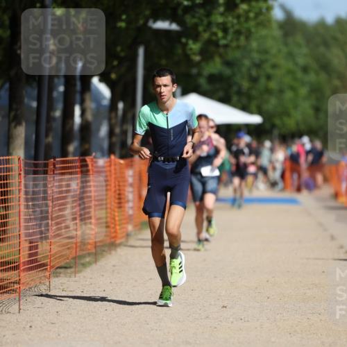 07.09.2025 - 19. Norderstedt Triathlon Michael Strokosch http://msf.ph/oto/8807584 07.09.2025 12:13:26 Laufen 229, 765, 1182, 1190 meine-sportfotos.de