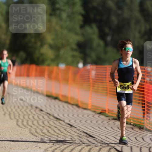 07.09.2025 - 19. Norderstedt Triathlon Michael Strokosch http://msf.ph/oto/8807599 07.09.2025 09:49:01 Laufen 560, 581 meine-sportfotos.de