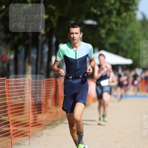 07.09.2025 - 19. Norderstedt Triathlon Michael Strokosch http://msf.ph/oto/8807605 07.09.2025 12:13:27 Laufen 229, 765, 1161, 1182, 1190 meine-sportfotos.de