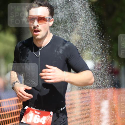 07.09.2025 - 19. Norderstedt Triathlon Michael Strokosch http://msf.ph/oto/8807607 07.09.2025 12:41:37 Laufen 164, 287, 823, 846, 1350 meine-sportfotos.de