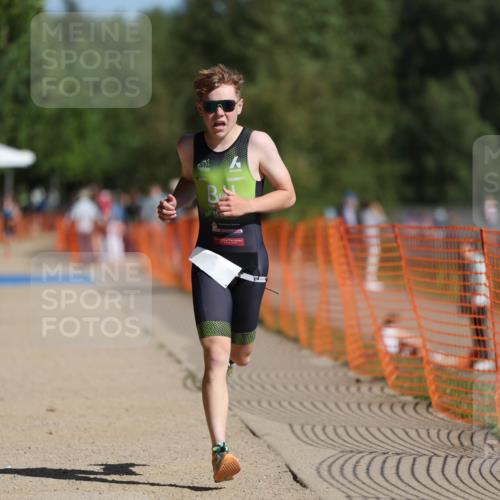 07.09.2025 - 19. Norderstedt Triathlon Michael Strokosch http://msf.ph/oto/8807613 07.09.2025 11:30:53 Laufen 1180, 1188 meine-sportfotos.de