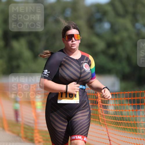 07.09.2025 - 19. Norderstedt Triathlon Michael Strokosch http://msf.ph/oto/8807659 07.09.2025 12:13:36 Laufen 306, 765, 1161, 1182 meine-sportfotos.de
