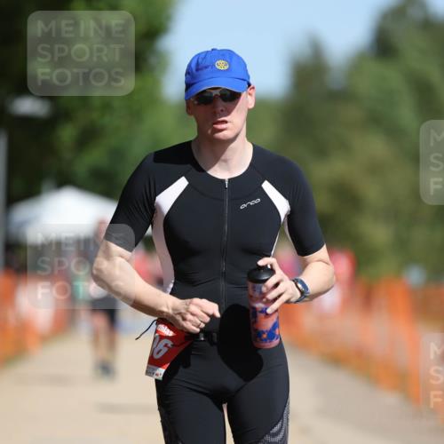 07.09.2025 - 19. Norderstedt Triathlon Michael Strokosch http://msf.ph/oto/8807718 07.09.2025 12:13:45 Laufen 287, 306, 748 meine-sportfotos.de