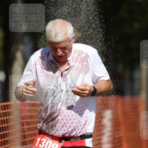 07.09.2025 - 19. Norderstedt Triathlon Michael Strokosch http://msf.ph/oto/8807722 07.09.2025 12:41:49 Laufen 756, 1309 meine-sportfotos.de