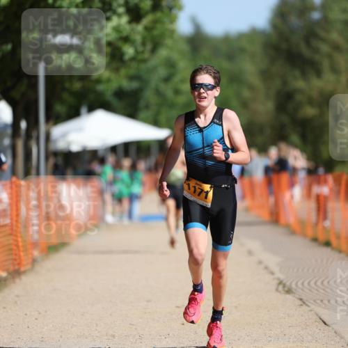 07.09.2025 - 19. Norderstedt Triathlon Michael Strokosch http://msf.ph/oto/8807733 07.09.2025 11:31:13 Laufen 196, 1171 meine-sportfotos.de