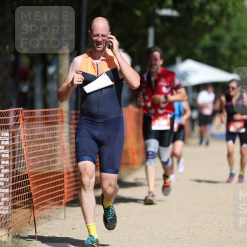 07.09.2025 - 19. Norderstedt Triathlon Michael Strokosch http://msf.ph/oto/8807765 07.09.2025 12:41:55 Laufen 756, 800, 1243, 1327 meine-sportfotos.de