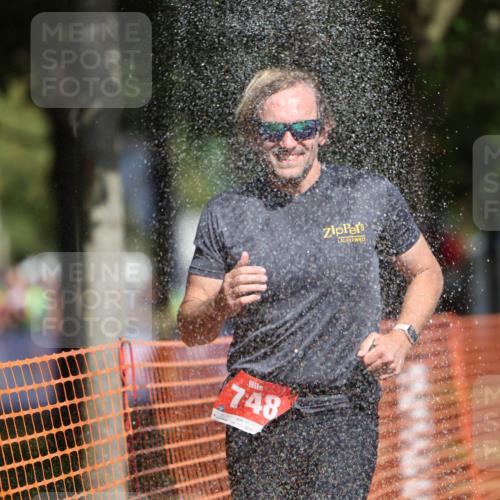 07.09.2025 - 19. Norderstedt Triathlon Michael Strokosch http://msf.ph/oto/8807779 07.09.2025 12:13:53 Laufen 287, 748 meine-sportfotos.de