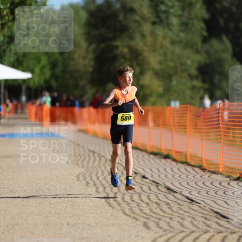 07.09.2025 - 19. Norderstedt Triathlon Michael Strokosch http://msf.ph/oto/8807780 07.09.2025 09:49:38 Laufen 589 meine-sportfotos.de