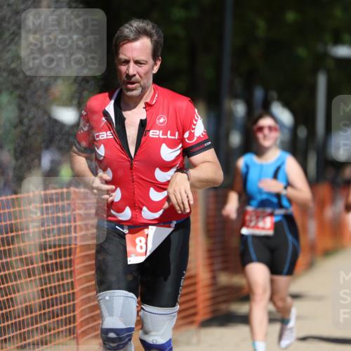 07.09.2025 - 19. Norderstedt Triathlon Michael Strokosch http://msf.ph/oto/8807822 07.09.2025 12:41:59 Laufen 756, 800, 1243, 1327 meine-sportfotos.de