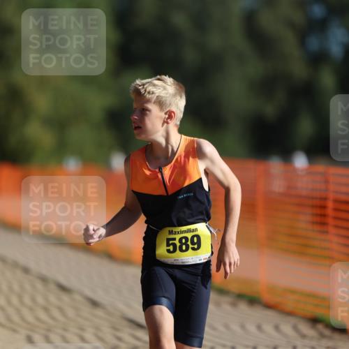 07.09.2025 - 19. Norderstedt Triathlon Michael Strokosch http://msf.ph/oto/8807846 07.09.2025 09:49:42 Laufen 589 meine-sportfotos.de