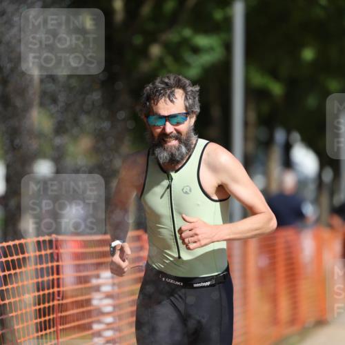 07.09.2025 - 19. Norderstedt Triathlon Michael Strokosch http://msf.ph/oto/8807850 07.09.2025 11:31:20 Laufen 196, 1160, 1198 meine-sportfotos.de