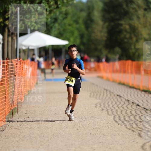07.09.2025 - 19. Norderstedt Triathlon Michael Strokosch http://msf.ph/oto/8807869 07.09.2025 09:49:52 Laufen 564 meine-sportfotos.de