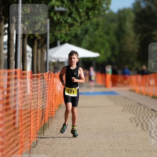 07.09.2025 - 19. Norderstedt Triathlon Michael Strokosch http://msf.ph/oto/8807947 07.09.2025 09:50:17 Laufen 571 meine-sportfotos.de