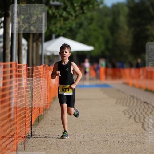 07.09.2025 - 19. Norderstedt Triathlon Michael Strokosch http://msf.ph/oto/8807959 07.09.2025 09:50:18 Laufen 571 meine-sportfotos.de