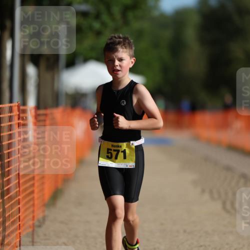 07.09.2025 - 19. Norderstedt Triathlon Michael Strokosch http://msf.ph/oto/8807993 07.09.2025 09:50:20 Laufen 571 meine-sportfotos.de