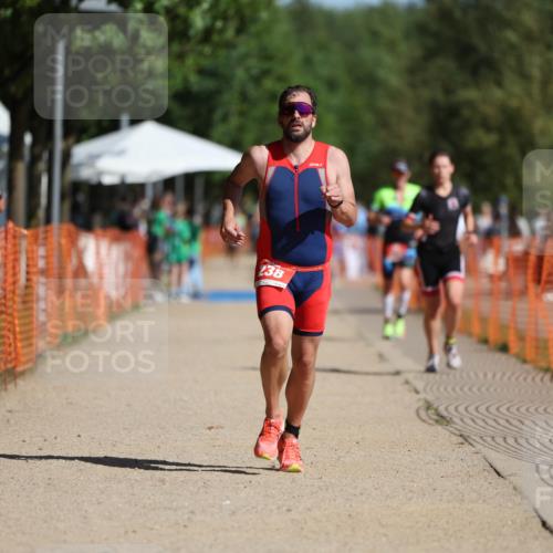 07.09.2025 - 19. Norderstedt Triathlon Michael Strokosch http://msf.ph/oto/8807996 07.09.2025 11:31:37 Laufen 238, 1390 meine-sportfotos.de