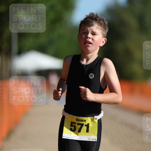 07.09.2025 - 19. Norderstedt Triathlon Michael Strokosch http://msf.ph/oto/8808009 07.09.2025 09:50:22 Laufen 571 meine-sportfotos.de
