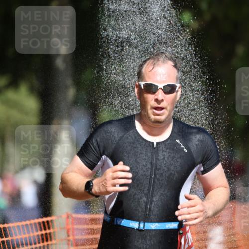 07.09.2025 - 19. Norderstedt Triathlon Michael Strokosch http://msf.ph/oto/8808019 07.09.2025 12:42:25 Laufen 169, 292, 757, 1280 meine-sportfotos.de