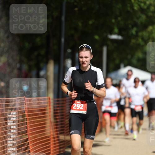 07.09.2025 - 19. Norderstedt Triathlon Michael Strokosch http://msf.ph/oto/8808028 07.09.2025 12:42:31 Laufen 139, 261, 292, 780, 828 meine-sportfotos.de