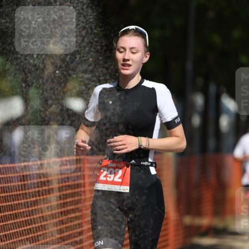 07.09.2025 - 19. Norderstedt Triathlon Michael Strokosch http://msf.ph/oto/8808047 07.09.2025 12:42:33 Laufen 139, 244, 261, 292, 780, 828, 1277 meine-sportfotos.de