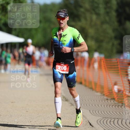 07.09.2025 - 19. Norderstedt Triathlon Michael Strokosch http://msf.ph/oto/8808073 07.09.2025 11:31:44 Laufen 200, 238, 1390 meine-sportfotos.de
