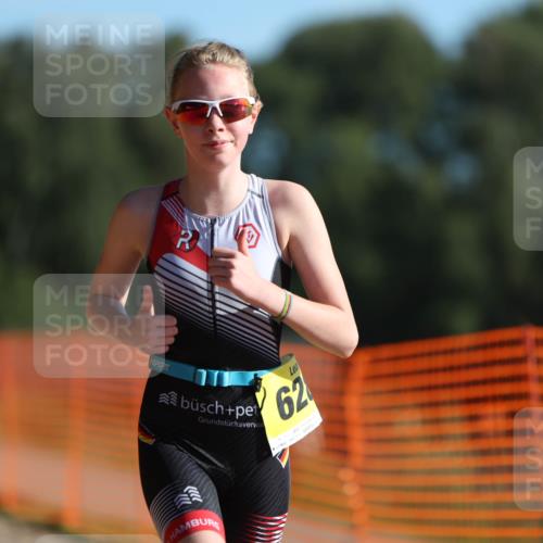 07.09.2025 - 19. Norderstedt Triathlon Michael Strokosch http://msf.ph/oto/8808076 07.09.2025 09:50:41 Laufen 628 meine-sportfotos.de