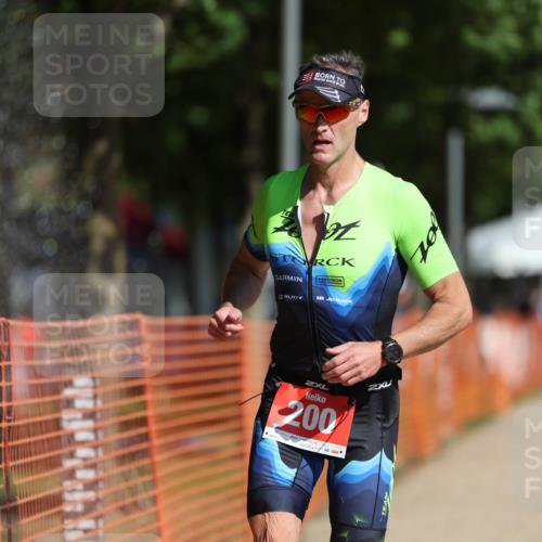 07.09.2025 - 19. Norderstedt Triathlon Michael Strokosch http://msf.ph/oto/8808092 07.09.2025 11:31:46 Laufen 200, 1176, 1390 meine-sportfotos.de