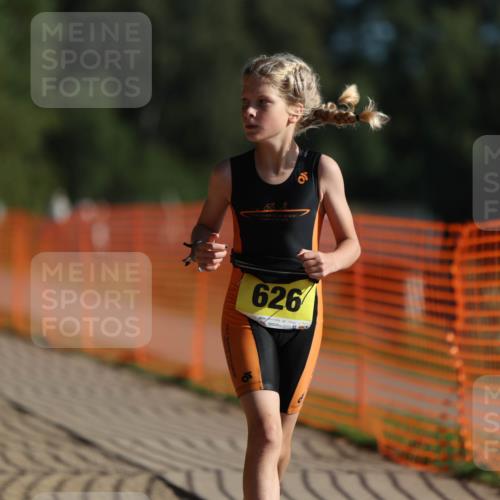 07.09.2025 - 19. Norderstedt Triathlon Michael Strokosch http://msf.ph/oto/8808119 07.09.2025 09:50:55 Laufen 626 meine-sportfotos.de