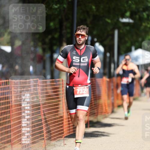 07.09.2025 - 19. Norderstedt Triathlon Michael Strokosch http://msf.ph/oto/8808172 07.09.2025 12:43:07 Laufen 732, 1294, 1351 meine-sportfotos.de