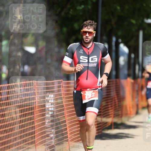 07.09.2025 - 19. Norderstedt Triathlon Michael Strokosch http://msf.ph/oto/8808176 07.09.2025 12:43:08 Laufen 732, 1294, 1351 meine-sportfotos.de